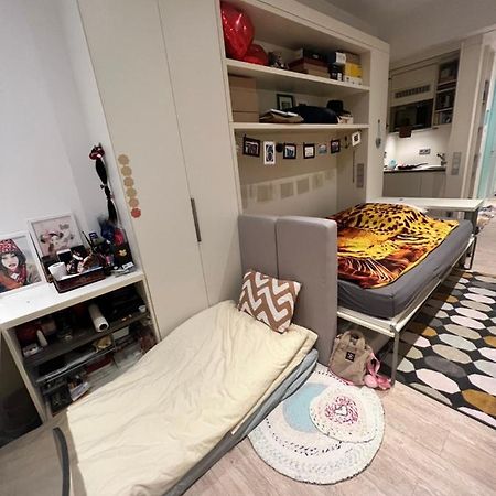 Sharing Studio Apartment With Me Monaco di Baviera Esterno foto