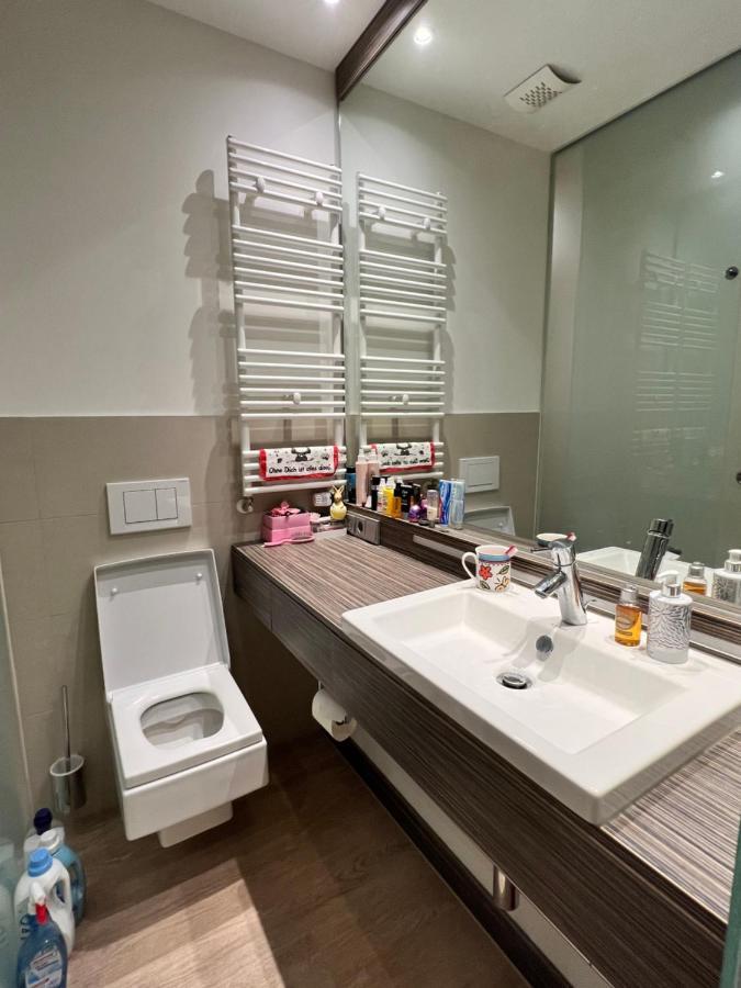 Sharing Studio Apartment With Me Monaco di Baviera Esterno foto
